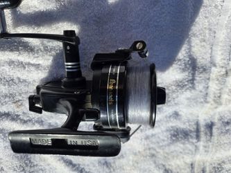 PENN 757 SPINNING REEL