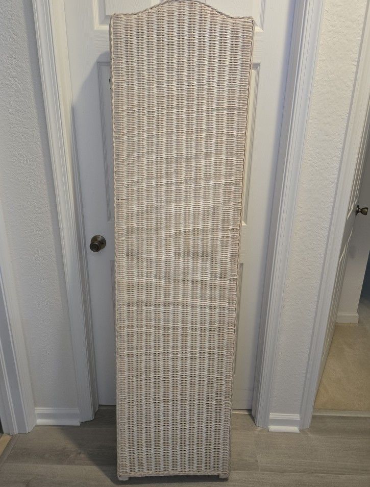 Vintage Off White Wicker Room Divider
