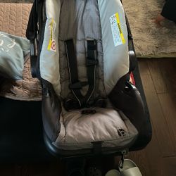 Infant Car seat 