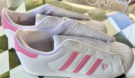 Adidas Size 5 Women’s Shoes