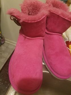sz6 pink uggs mint if up i hve thm