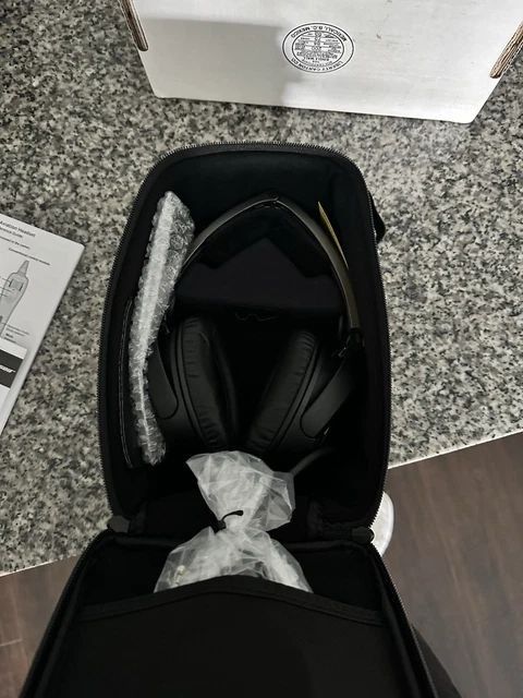 Bose A20 Aviation Headset with Dual Cable & Bluetooth