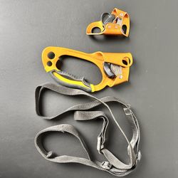 Ascender, Strap And Croll Chest 