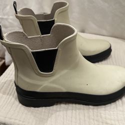 Women’s Rain boots