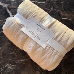 Parachute King Size Linen Sham Set