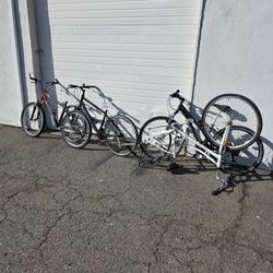 4 x bikes Bicycles for repair or parts see photos Giant schwinn Haro

The black bike might is working good

Asking $100 for all.  Must buy all

