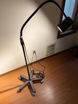 Heavy duty tattoo lamp