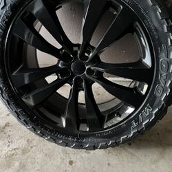 Jeep  Five Wheels And Tires 