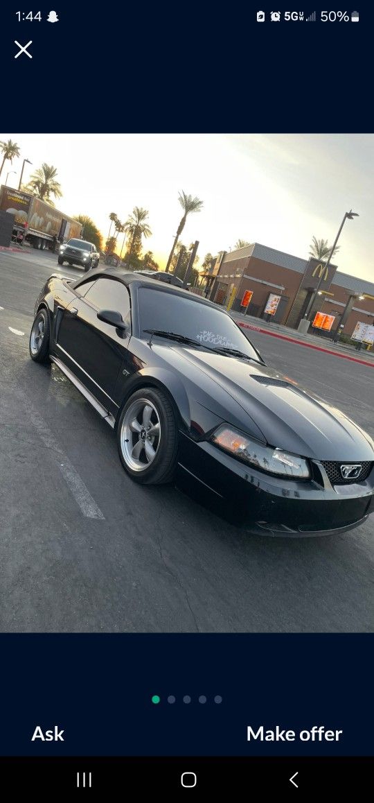 2000 Ford Mustang