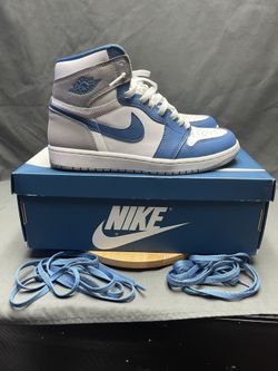 Men’s Jordan 1 Retro OG High True Blue - Size 8.5M