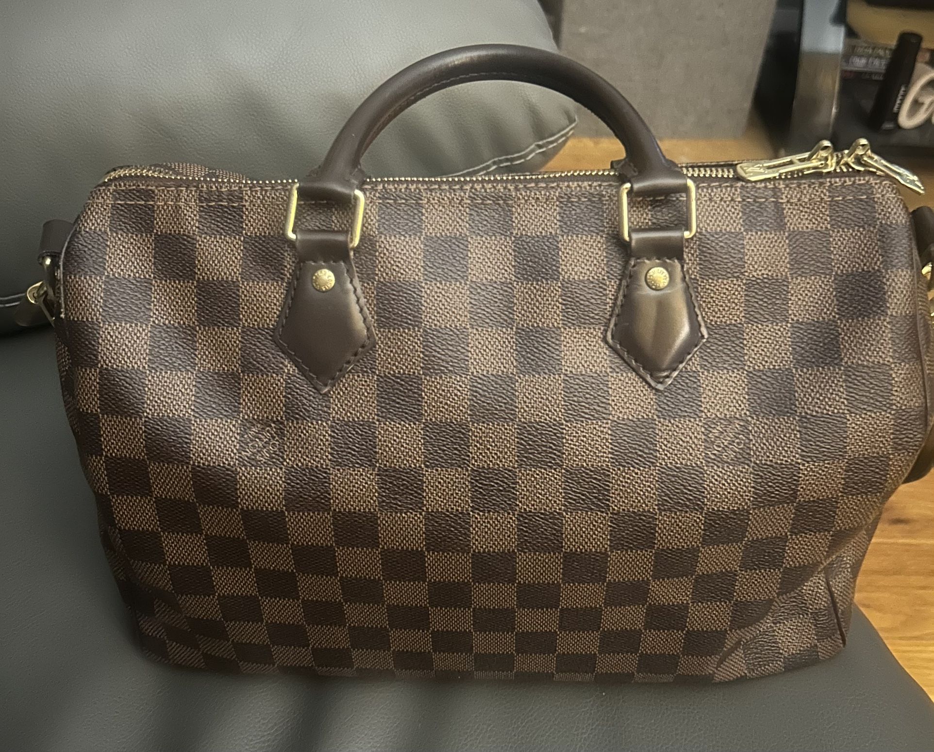 Authentic Louis Vuitton speedy 30