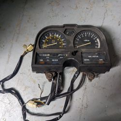 1980s Suzuki GS Cluster 