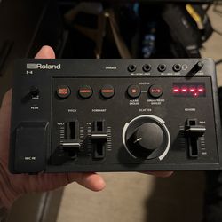 Roland voice tweaker e-4