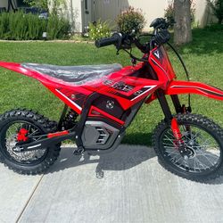 EM5 Electric Dirt Bike w/Light & Display, Off-Road Motorcycle 3000W 3 Speed Modes (Max 40MPH) 48V