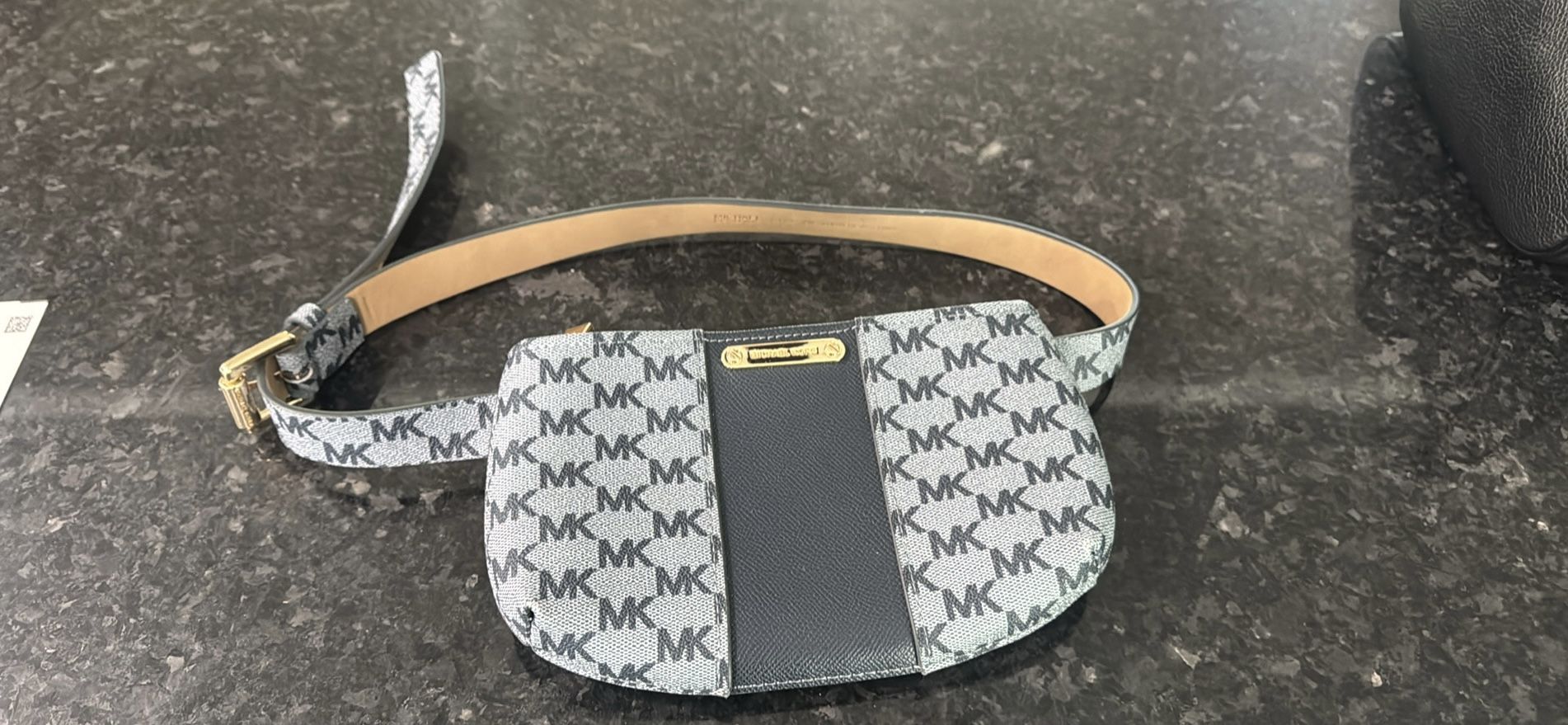 Michael kors Belt Bag/purse