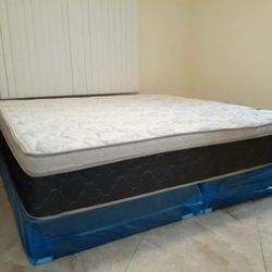 NEW KING-SIZE PILLOW TOP MATTRESS AND BOX SPRING