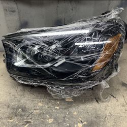 2020 2021 2022 2023 Mercedes-Benz GLS580 Left Driver Side Headlight OEM