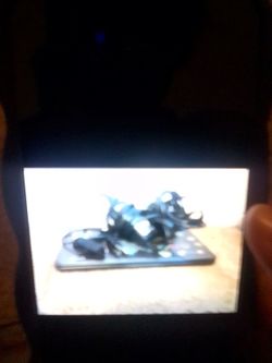 Dell Chromebook touchscreen  it come  with  2 chargers