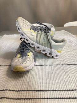 Women’s shoes size 9 good condition