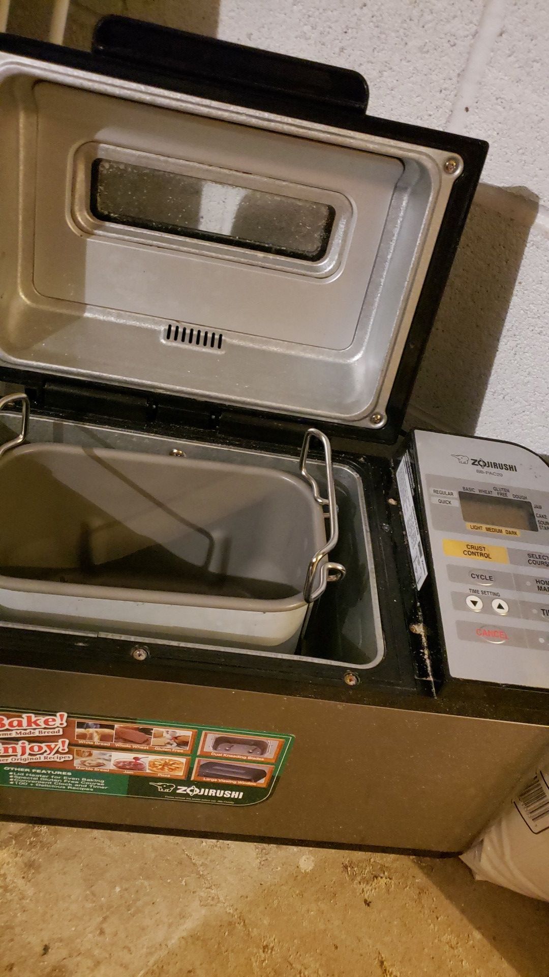 Bread machine Zojirushi BBPAC20 for Sale in Lisle, IL OfferUp