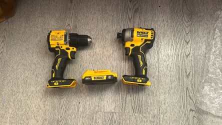 DEWALT atomic