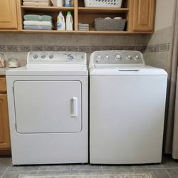 Clean matching GE Washer and Gas Dryer Set - $350 - $350 (AURORA)