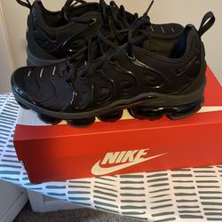 Nike VaporMax Plus Size 10