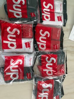 Supreme socks