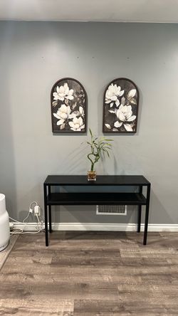 Console table +2 wall paintings