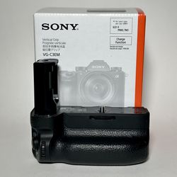 Sony VG-C3EM battery grip for a9, a7iii, a7riii