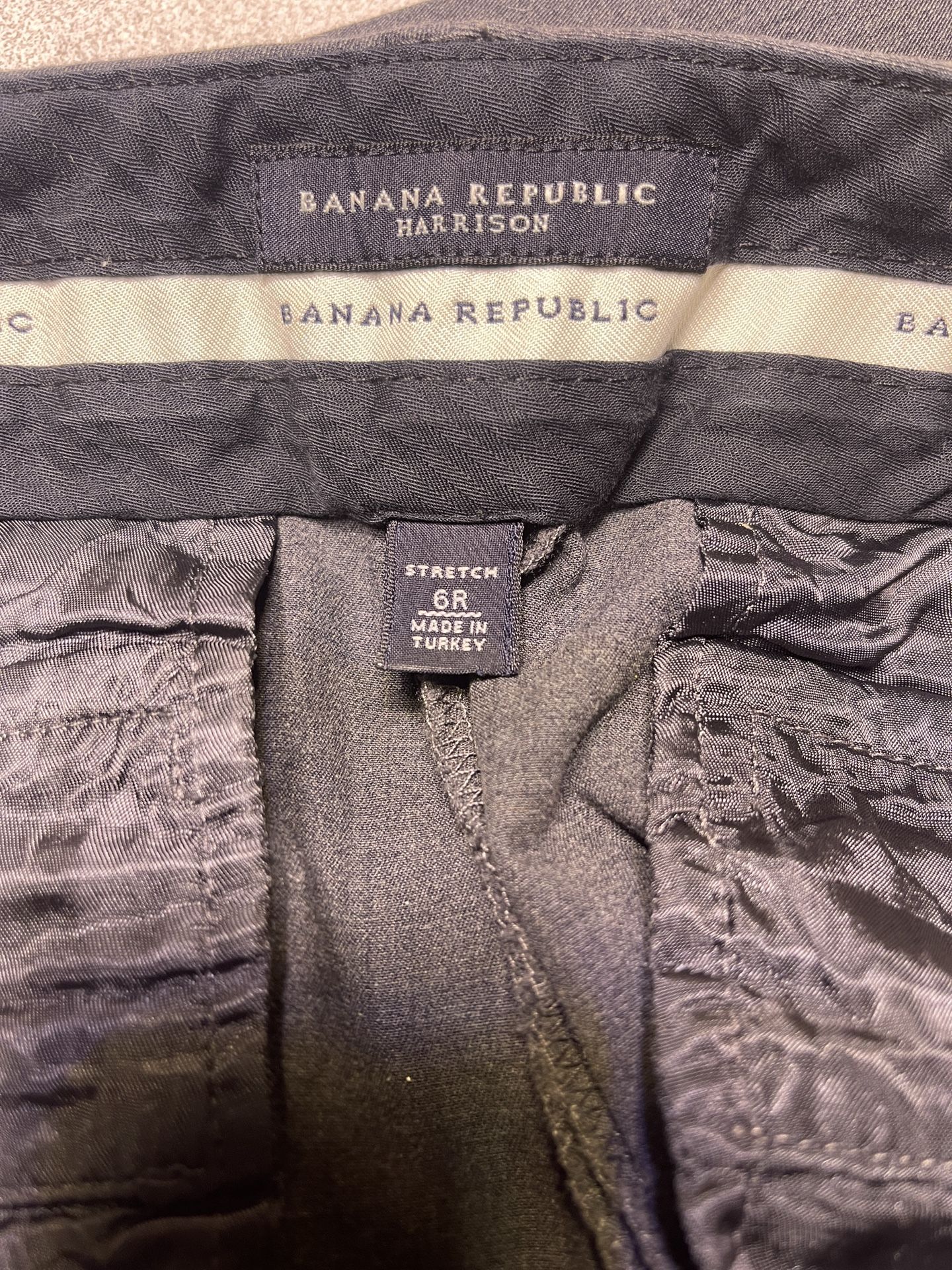 Banana Republic Harrison Gray Capri Slacks Size 6R