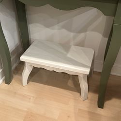 Small Stool - Solid Wood 