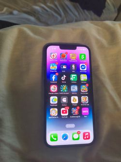 iPhone 12 Pro Max en buena condiciones