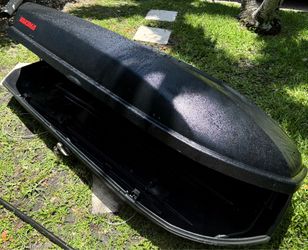 Yakima Sky Box 16 Car Top Carrier Cargo Box