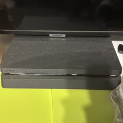 Ps4 Slim + 1 Controller