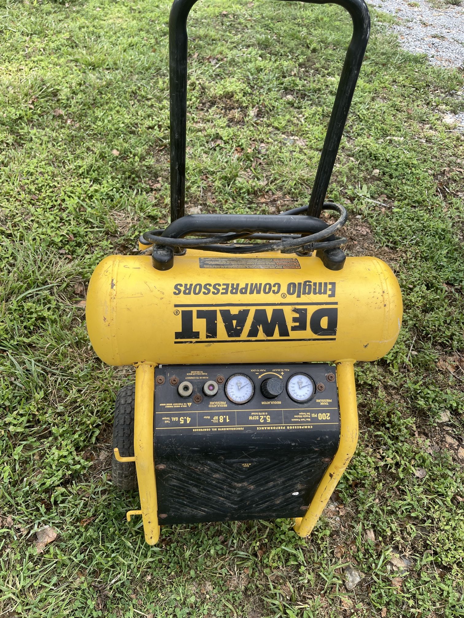 Dewalt Emglo air compressor 200 psi max