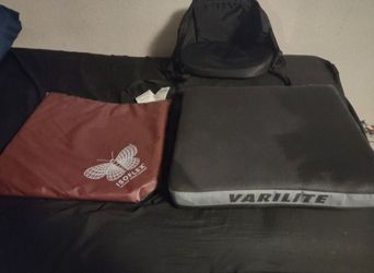 Very nice three large comfy cushions  for a chair with wheels
