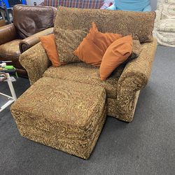 Gold Multicolored Fabric Living Room Chair & Ottoman $100