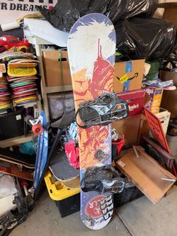 155 ULLR Snowboard with Technine Bindings