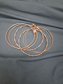 Charm bracele