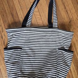 Thirty-One  Tote $20. Pick-up In Aurora. 