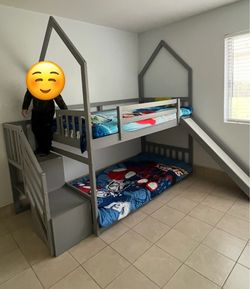 Bunker Bed