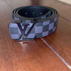 Louis Vuitton Belt Black Size 35