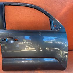 2016 - 2023 TOYOTA TACOMA RIGHT PASSENGER SIDE FRONT DOOR SHELL PANEL OEM