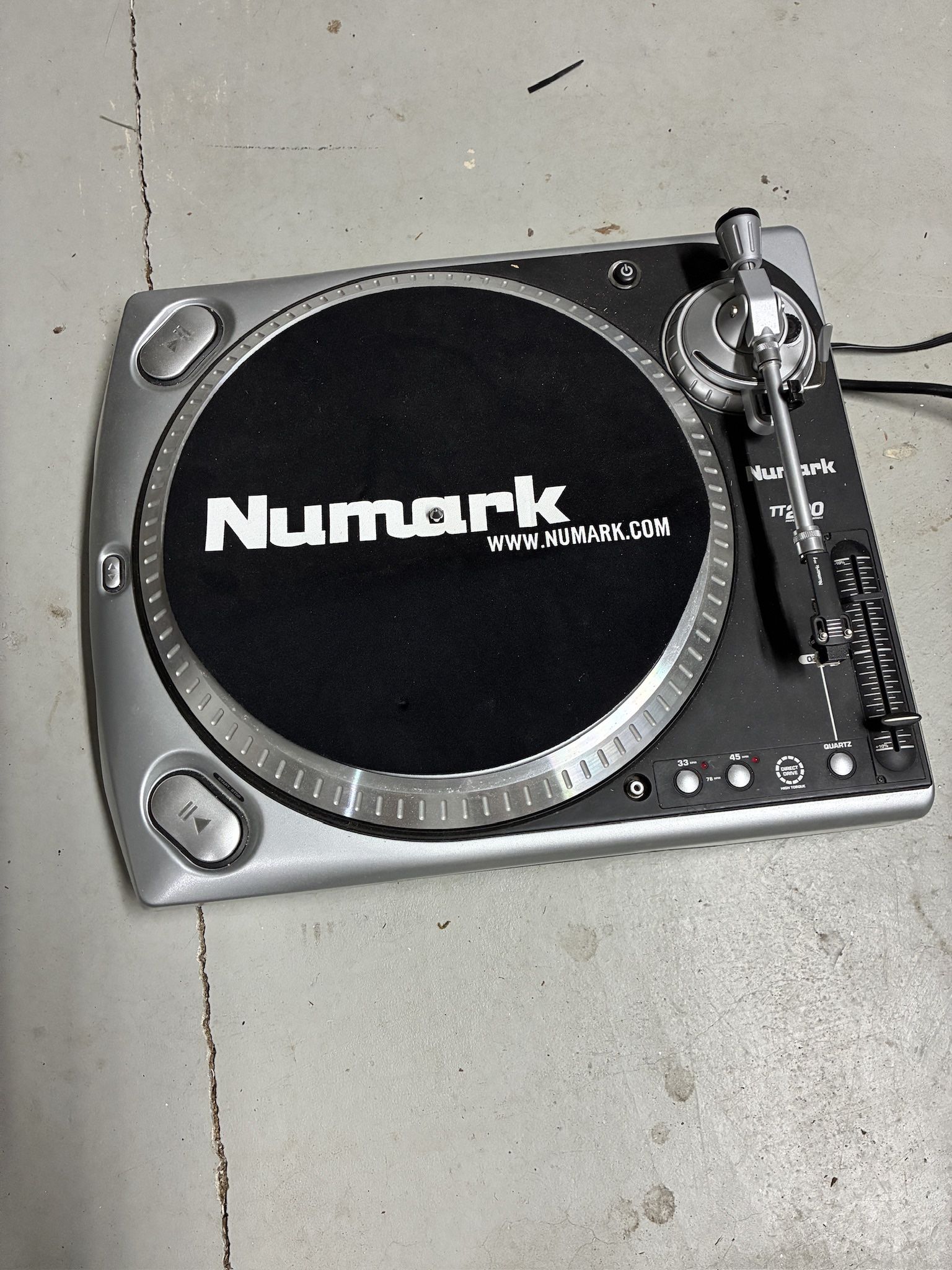 Numark TT200 High Torque Direct Drive DJ Turntable