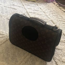 Small Dog Or Cat Carrier so Cute!