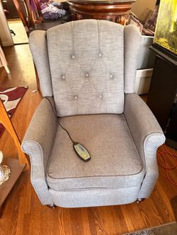 Massage recliner