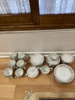 Fine China,  setting 8 and extras