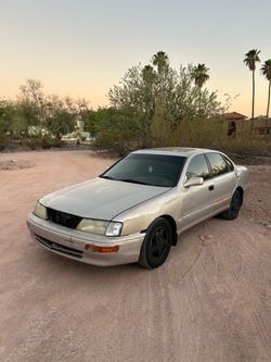 1997 Toyota Avalon xl sedan 4D
