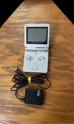 Nintendo Gameboy Advance SP AGS-001 console video system Platinum Silver GBA game boy Handheld